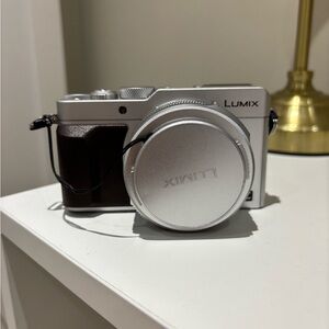 PANASONIC LUMIX DMC LX100 Camera